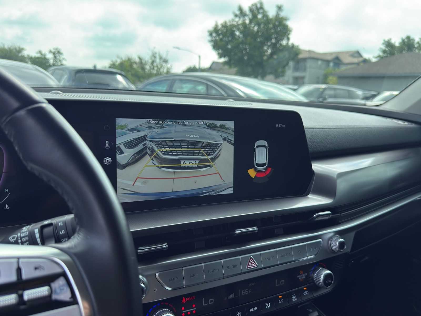 Thumbnail: 2023 Kia Telluride - 14