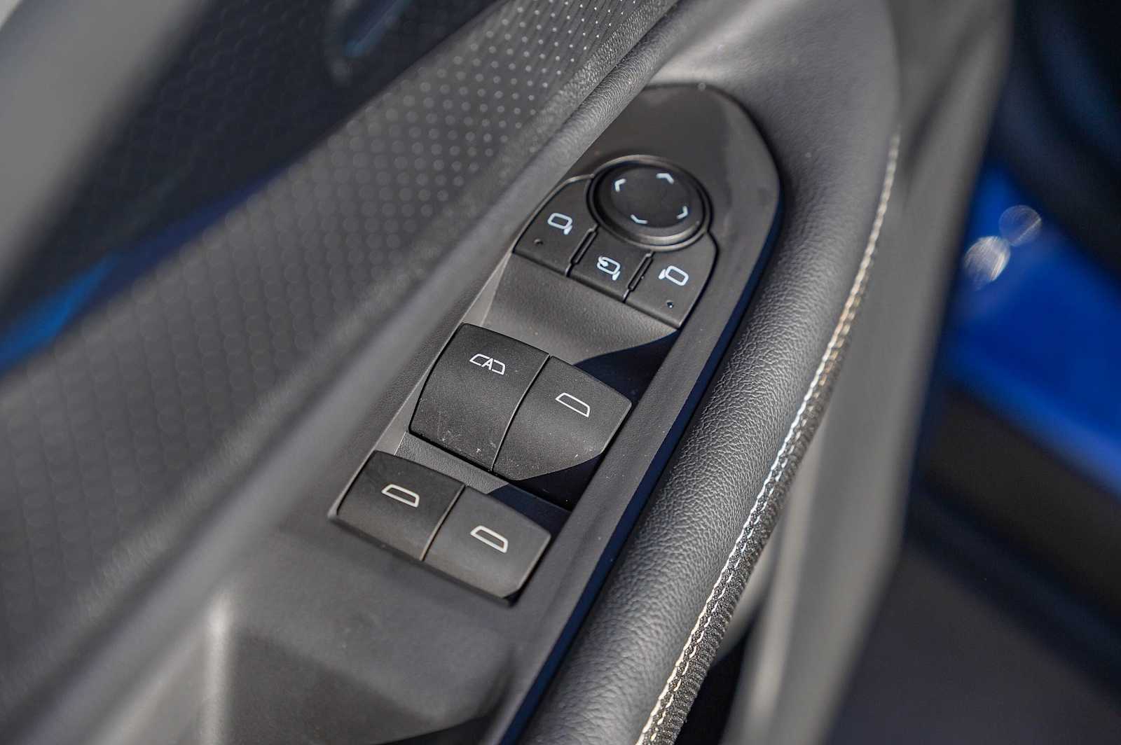 Thumbnail: 2024 Chevrolet Blazer EV - 22