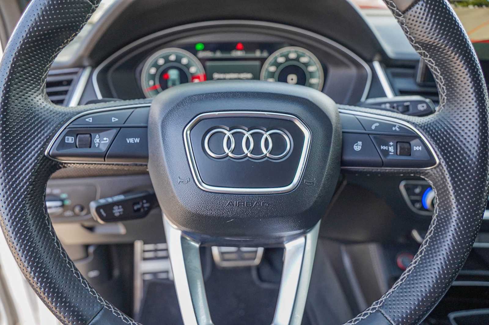 Thumbnail: 2023 Audi SQ5 - 12