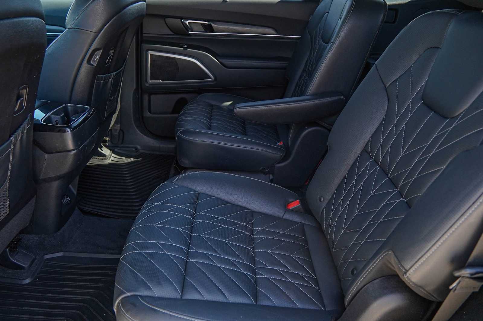 Thumbnail: 2024 Kia Telluride - 31