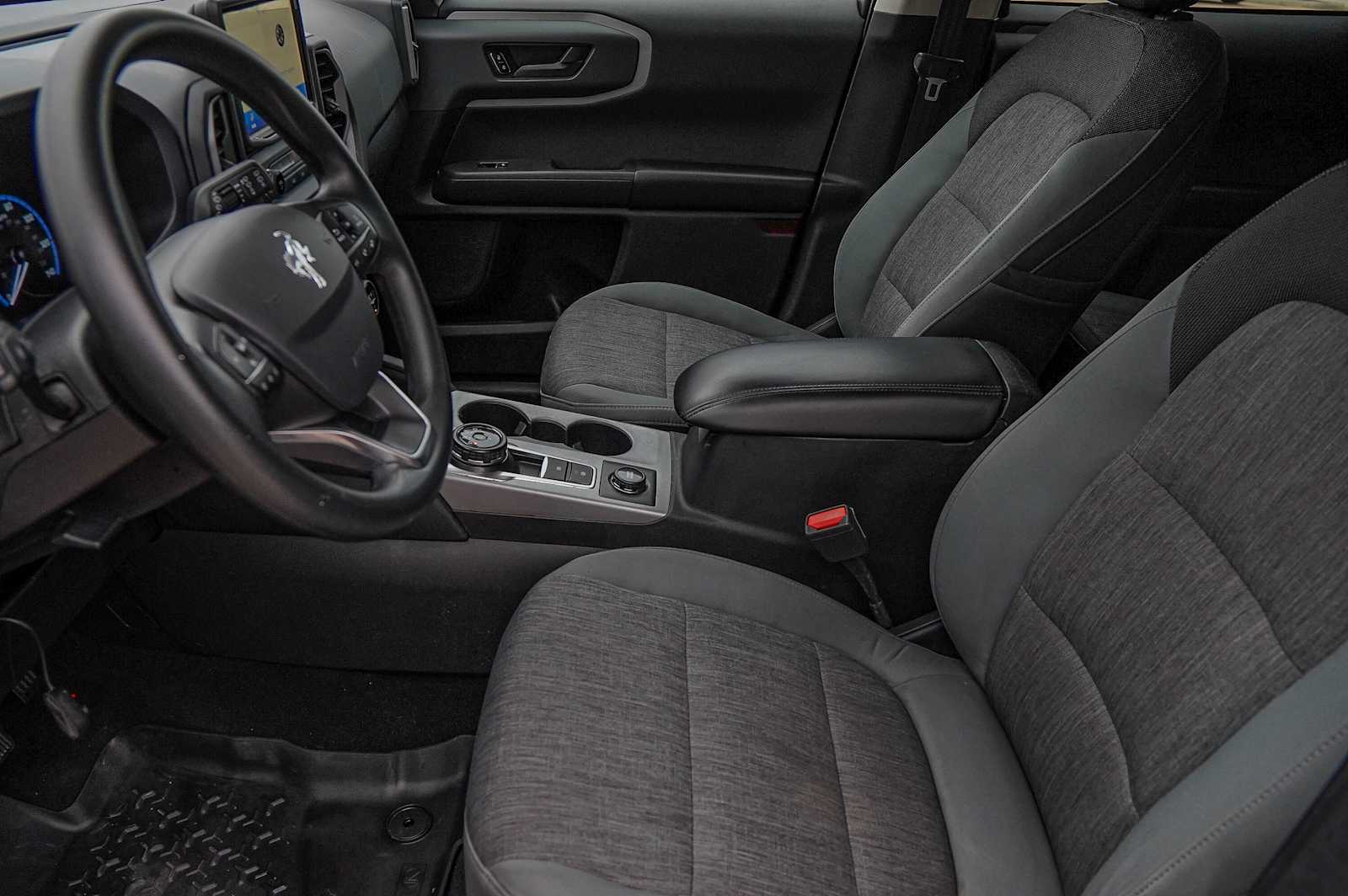 Thumbnail: 2021 Ford Bronco Sport - 10