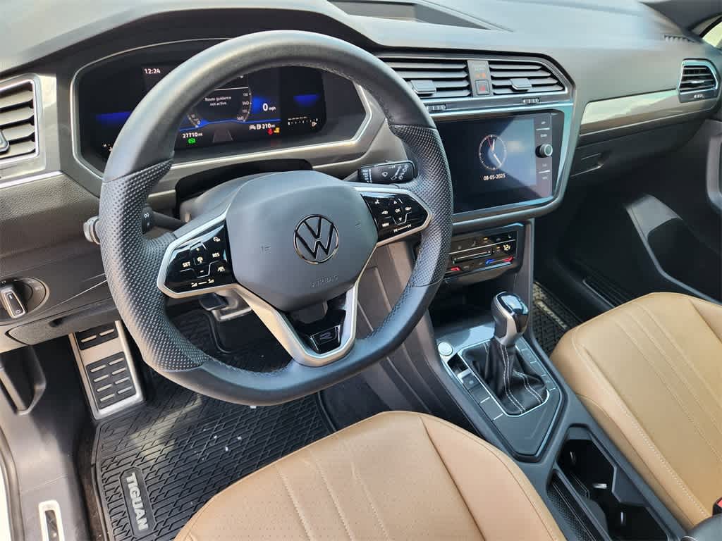 Thumbnail: 2022 Volkswagen Tiguan - 2