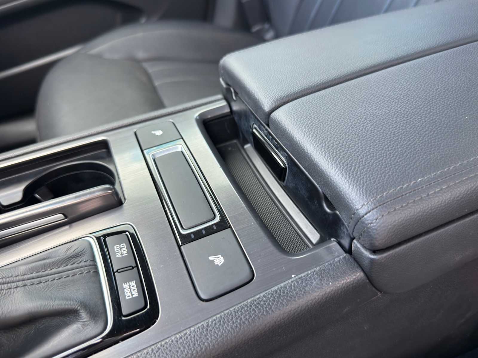 Thumbnail: 2020 Genesis G80 - 14
