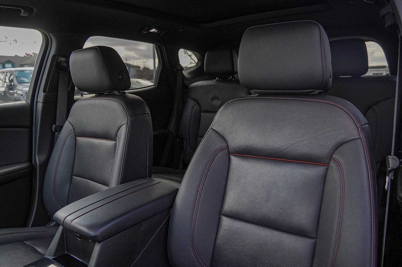 Thumbnail: 2022 Chevrolet Blazer - 11