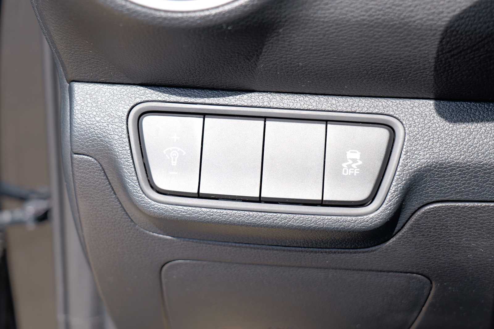 Thumbnail: 2024 Kia Forte - 19