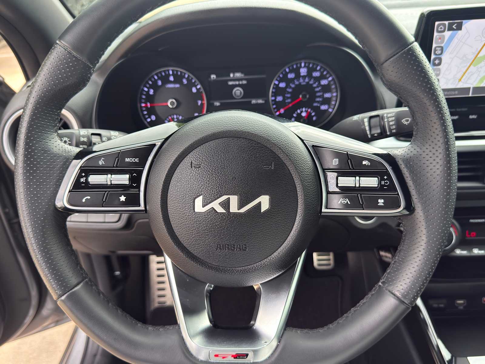 Thumbnail: 2024 Kia Forte - 21