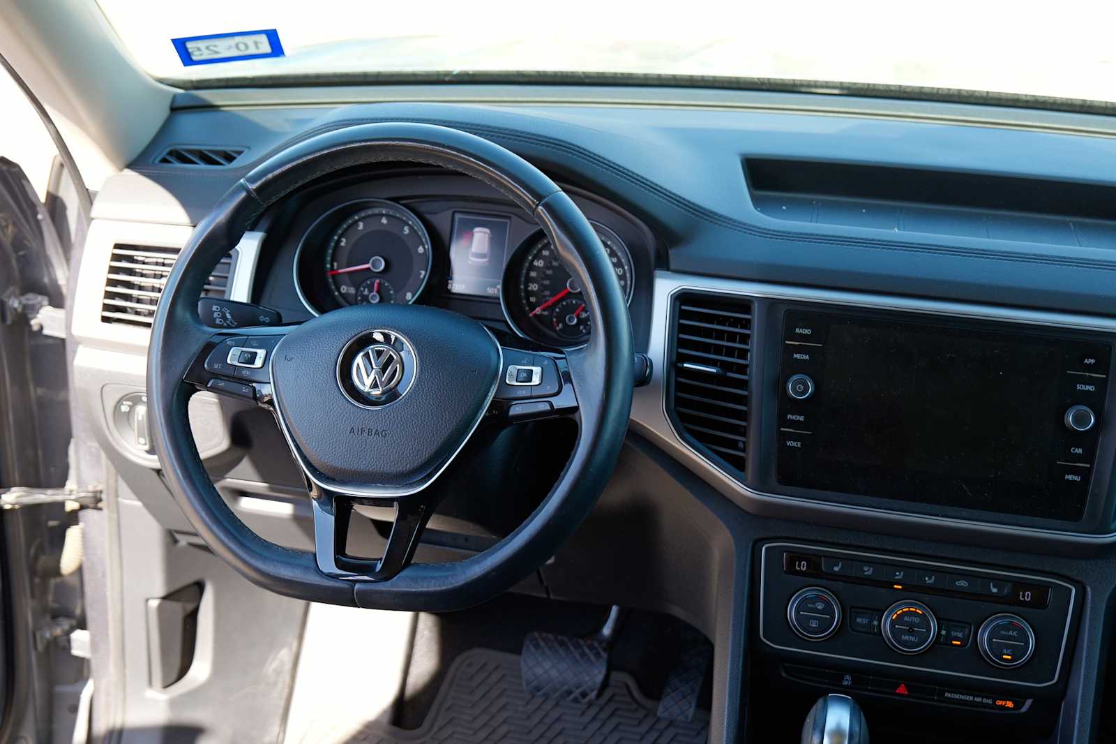 Thumbnail: 2019 Volkswagen Atlas - 27