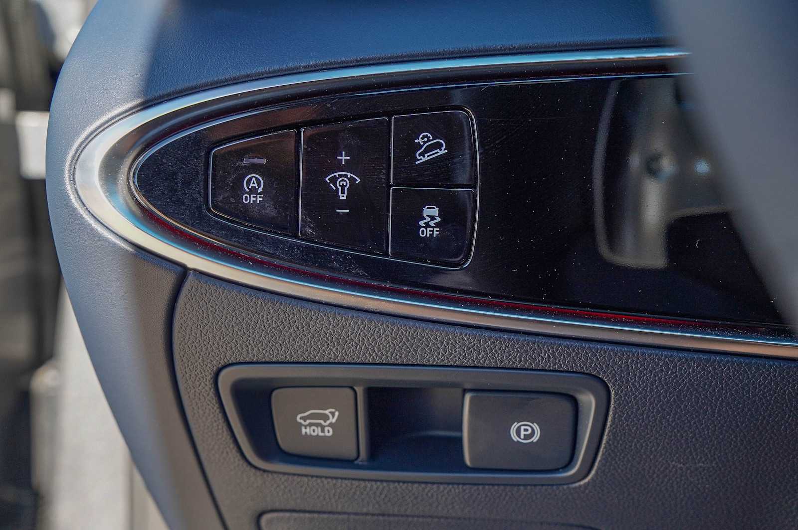 Thumbnail: 2023 Genesis GV70 - 24