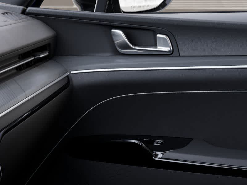 Thumbnail: 2025 Kia K5 - 25