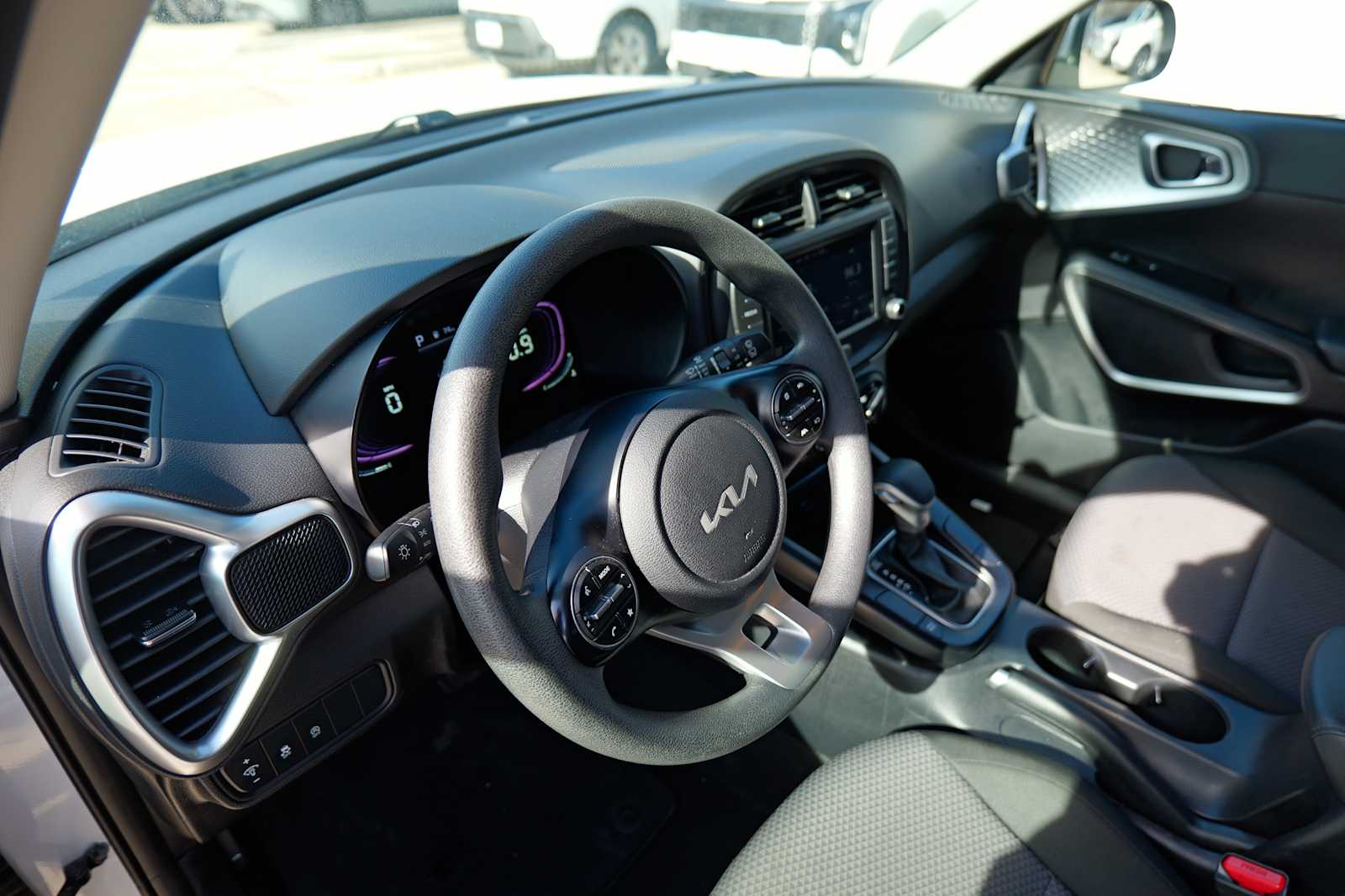 Thumbnail: 2024 Kia Soul - 9