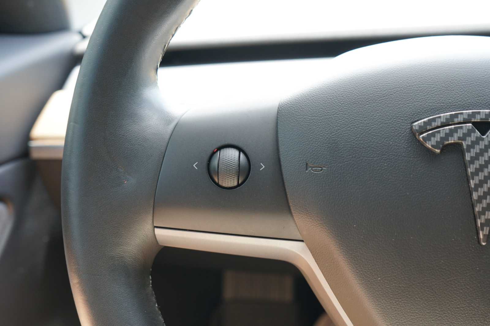 Thumbnail: 2019 Tesla Model 3 - 16