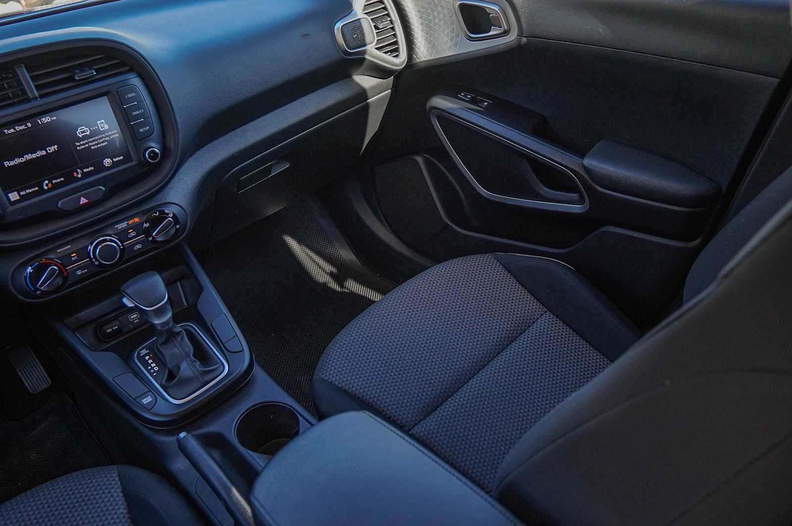 Thumbnail: 2024 Kia Soul - 26