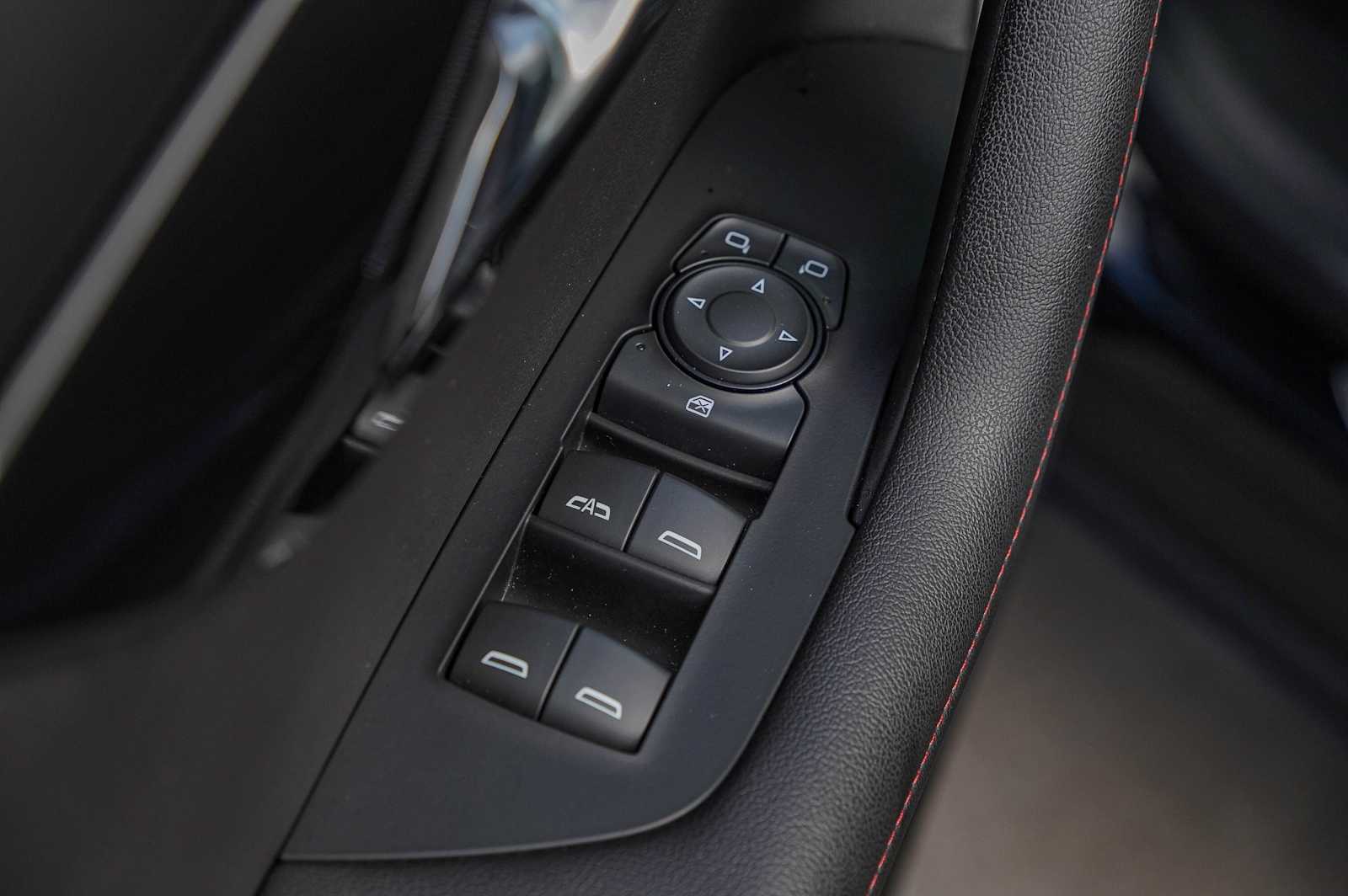 Thumbnail: 2022 Chevrolet Blazer - 24