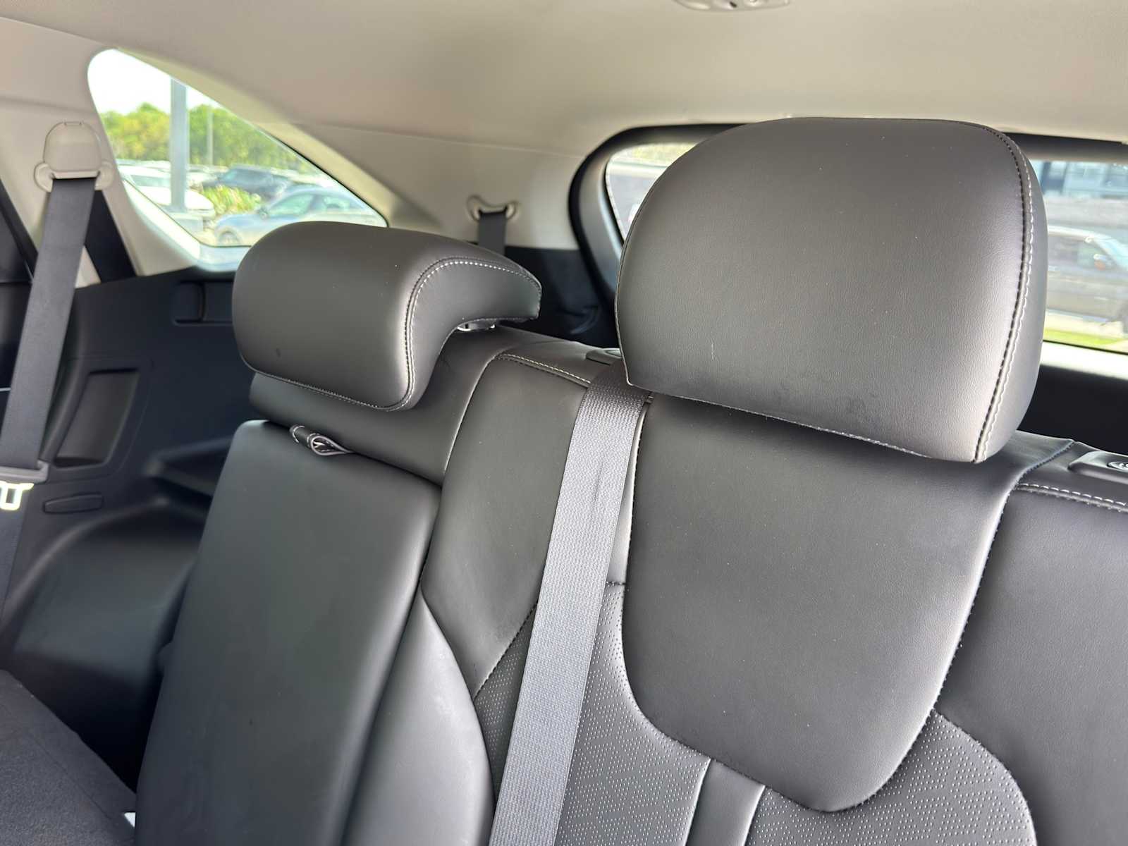 Thumbnail: 2023 Kia Sorento - 27