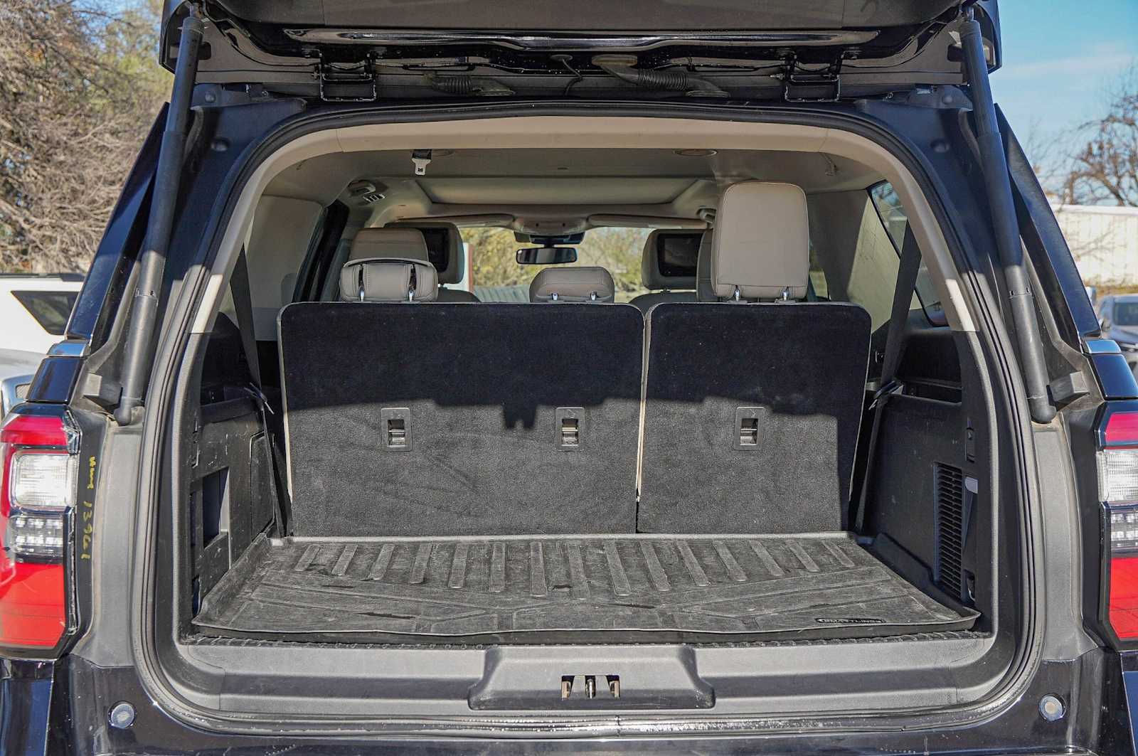 Thumbnail: 2019 Ford Expedition MAX - 33