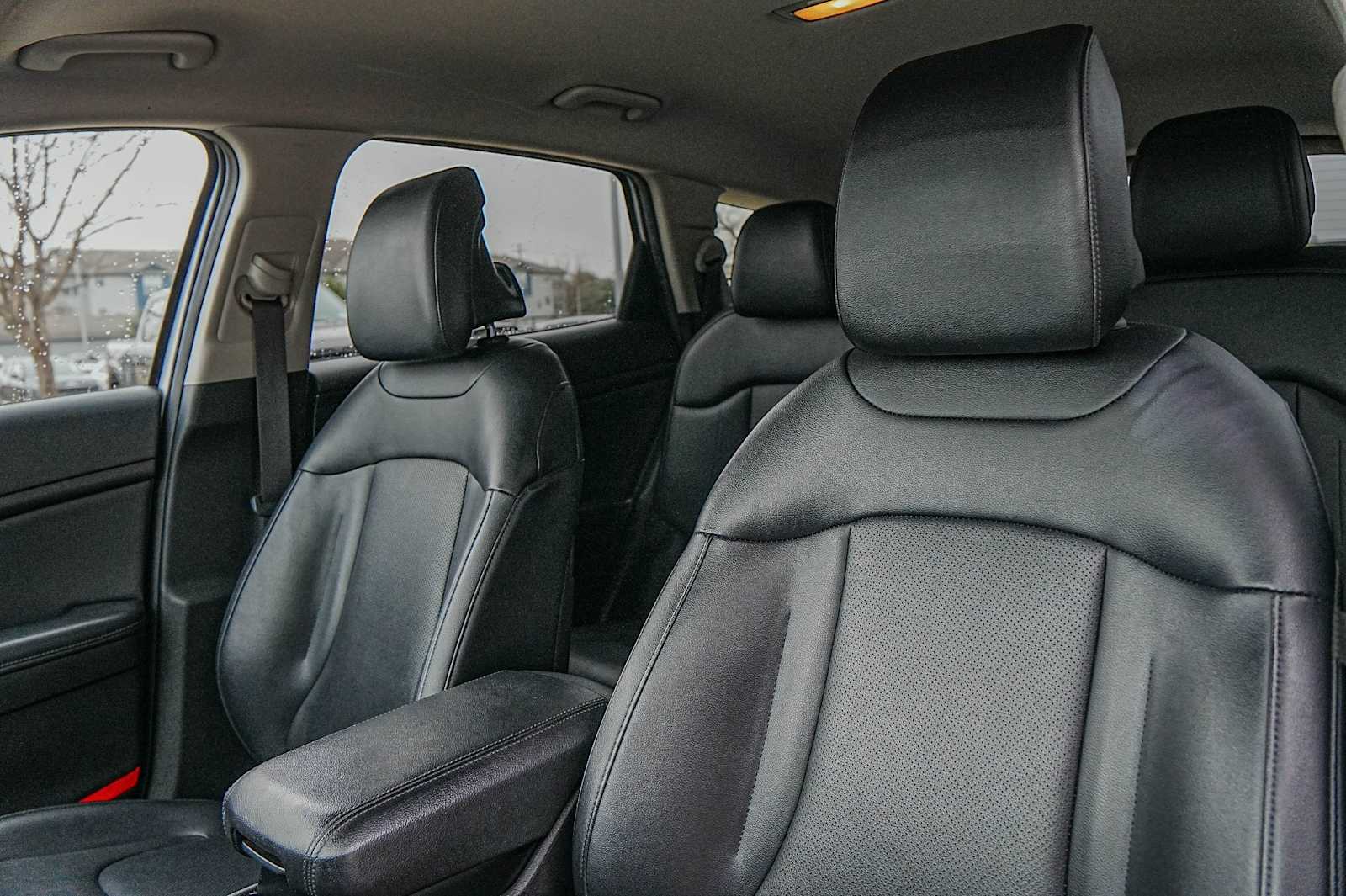 Thumbnail: 2023 Kia Sportage - 11