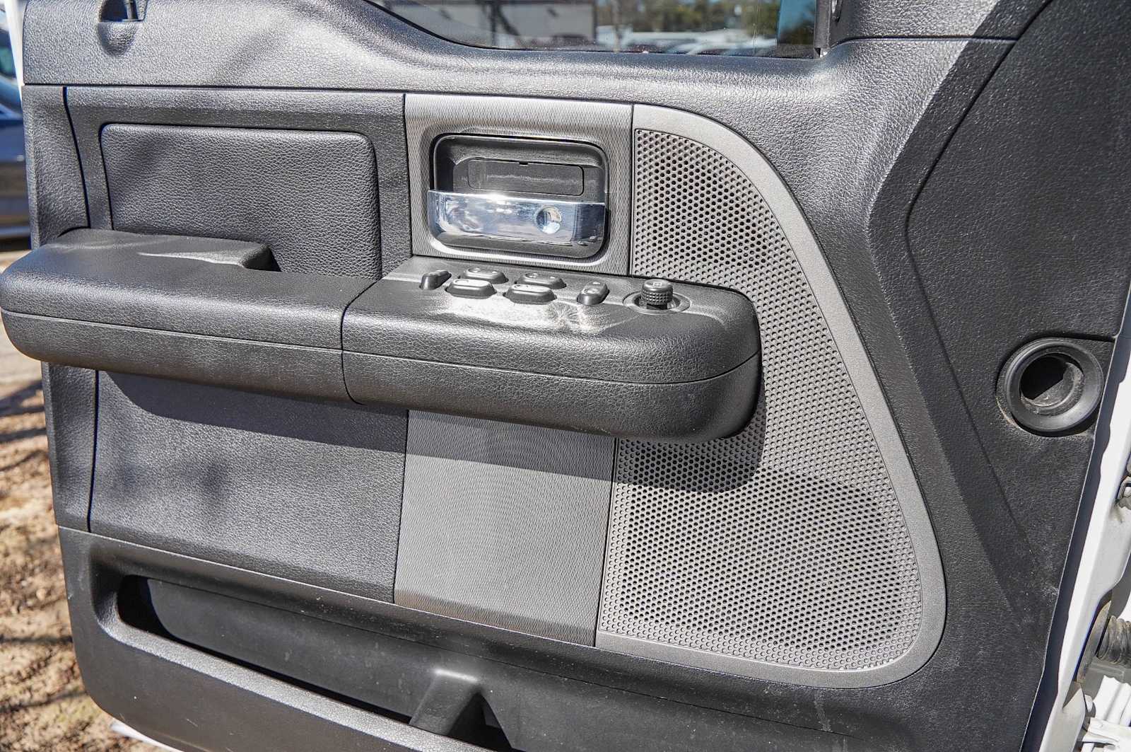 Thumbnail: 2007 Ford Econoline - 22