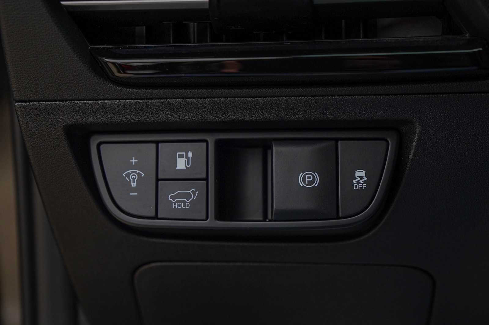 Thumbnail: 2022 Kia EV6 - 22