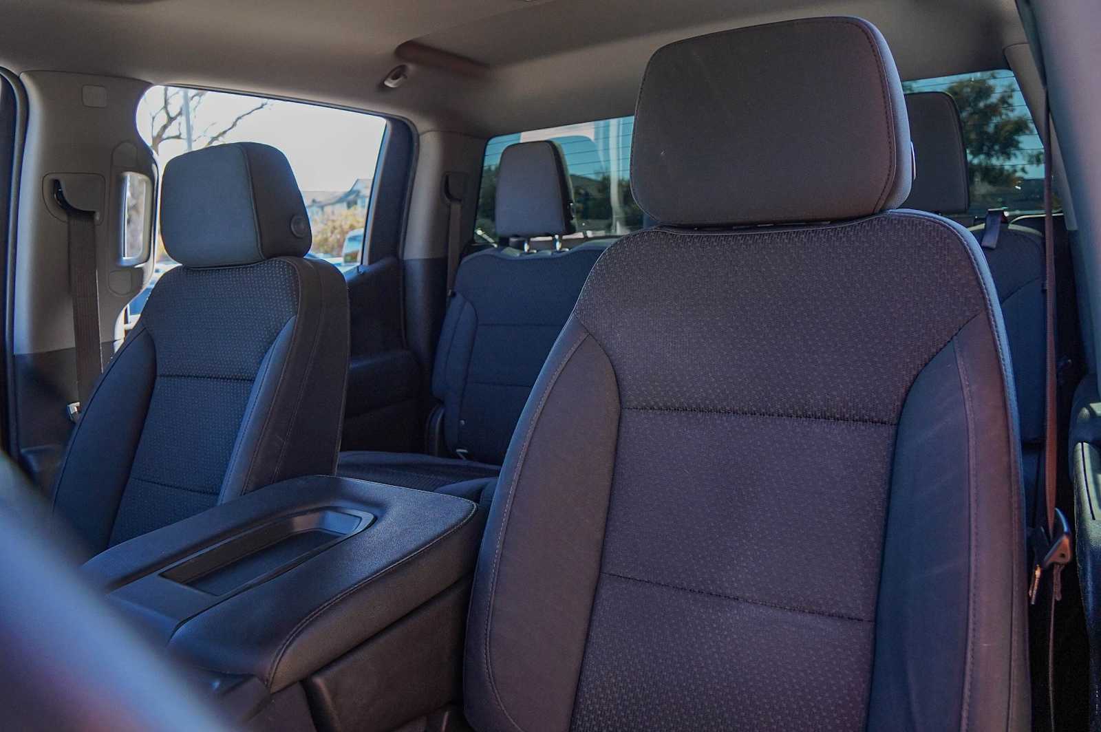 Thumbnail: 2019 Chevrolet Silverado 1500 - 11