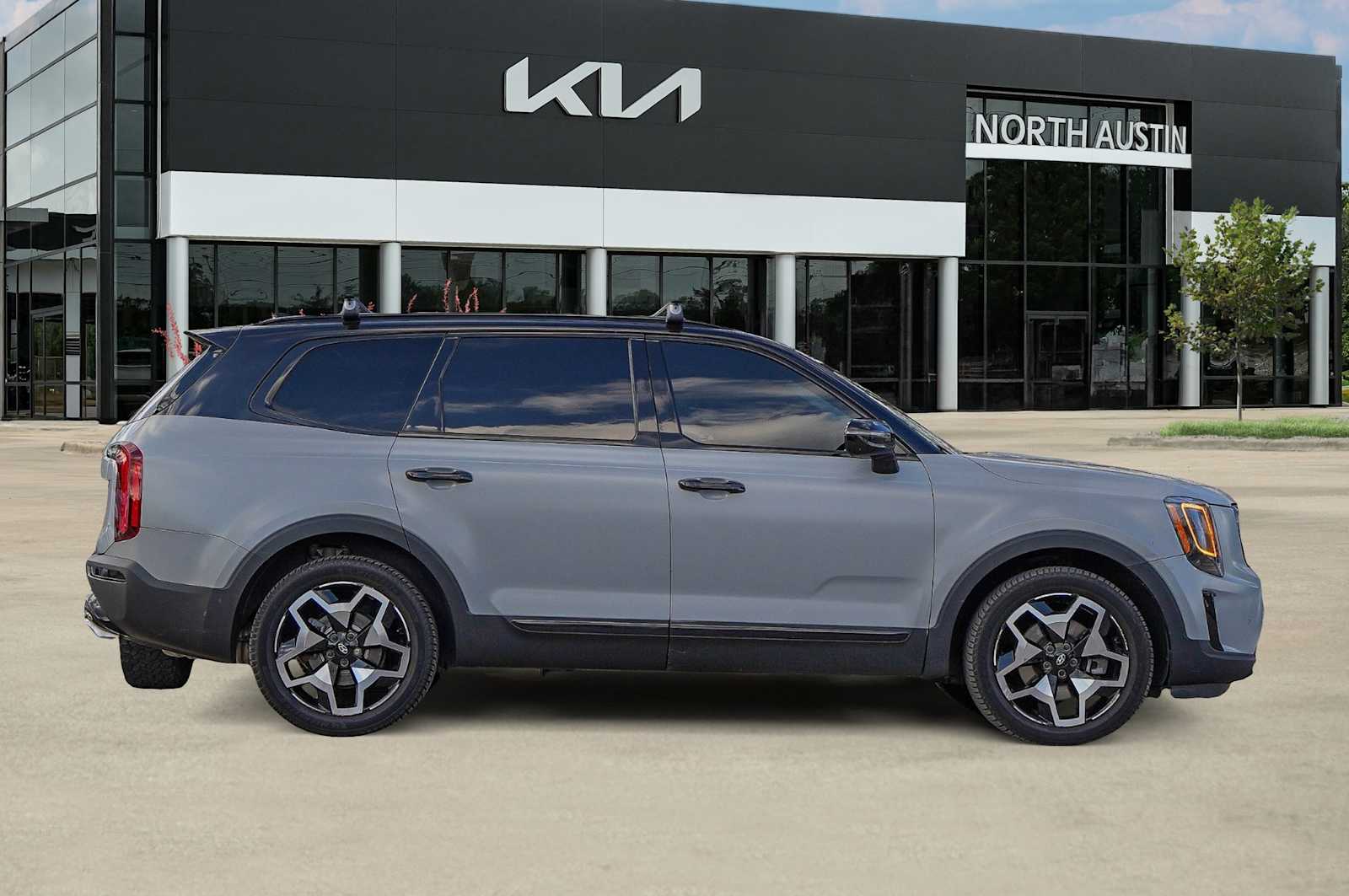 Thumbnail: 2022 Kia Telluride - 7