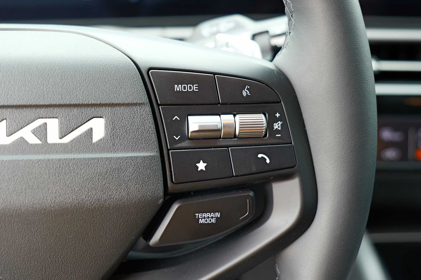 Thumbnail: 2026 Kia Sportage - 14