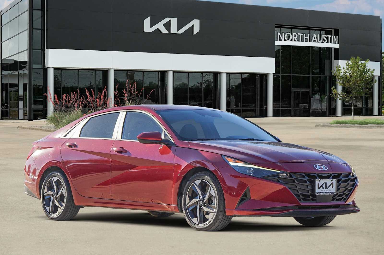 Thumbnail: 2023 Hyundai Elantra - 8