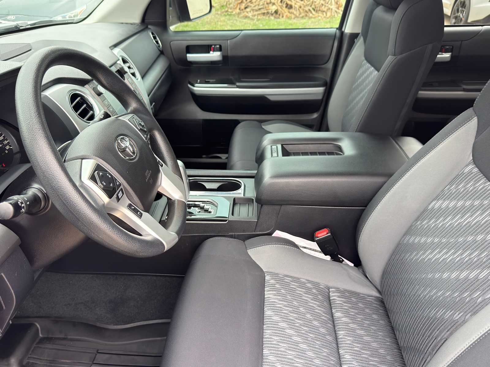 Thumbnail: 2021 Toyota Tundra - 16