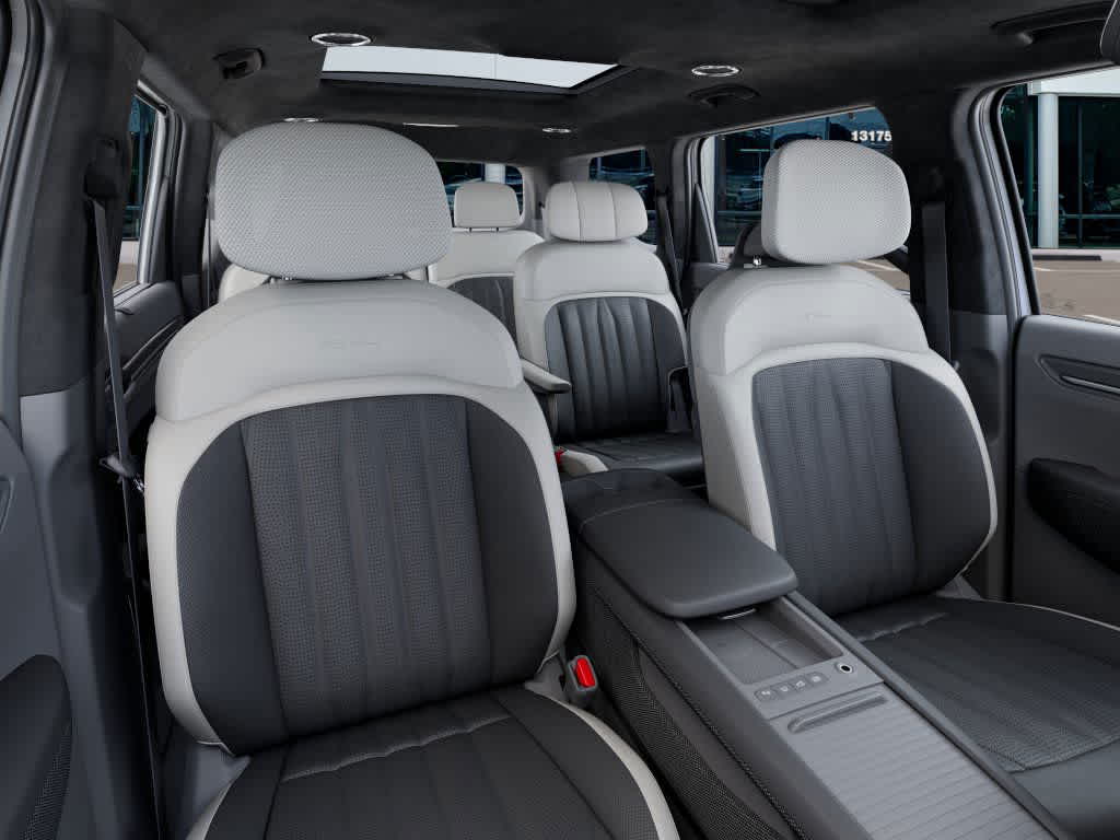 Thumbnail: 2026 Kia EV9 - 15