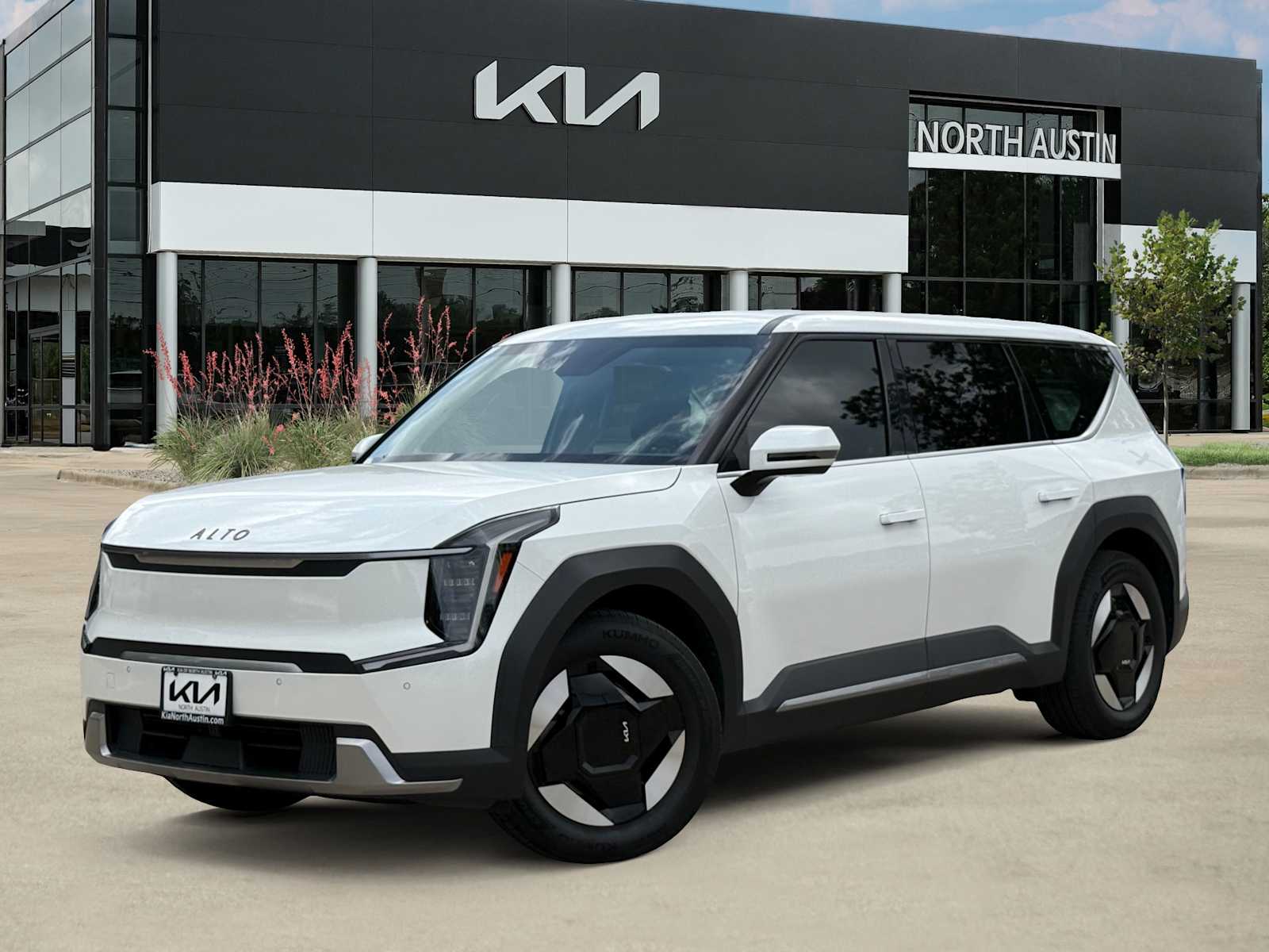 2024 Kia EV9 Light L/R's photo