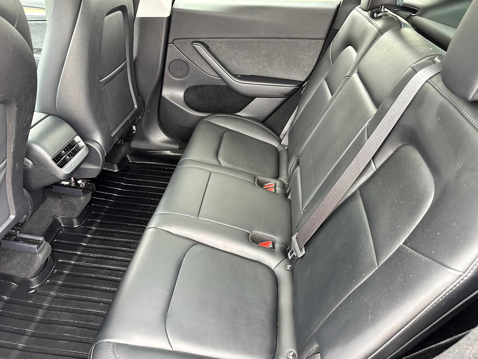 Thumbnail: 2023 Tesla Model Y - 21