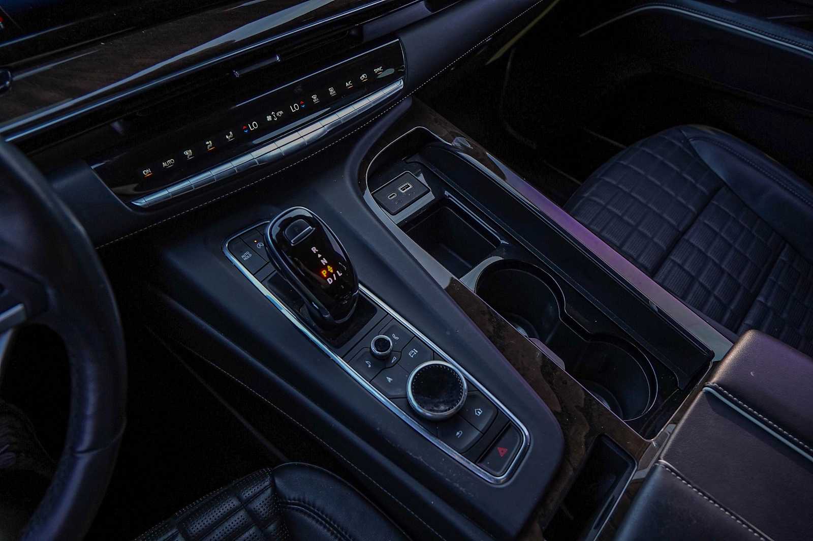 Thumbnail: 2021 Cadillac Escalade - 18