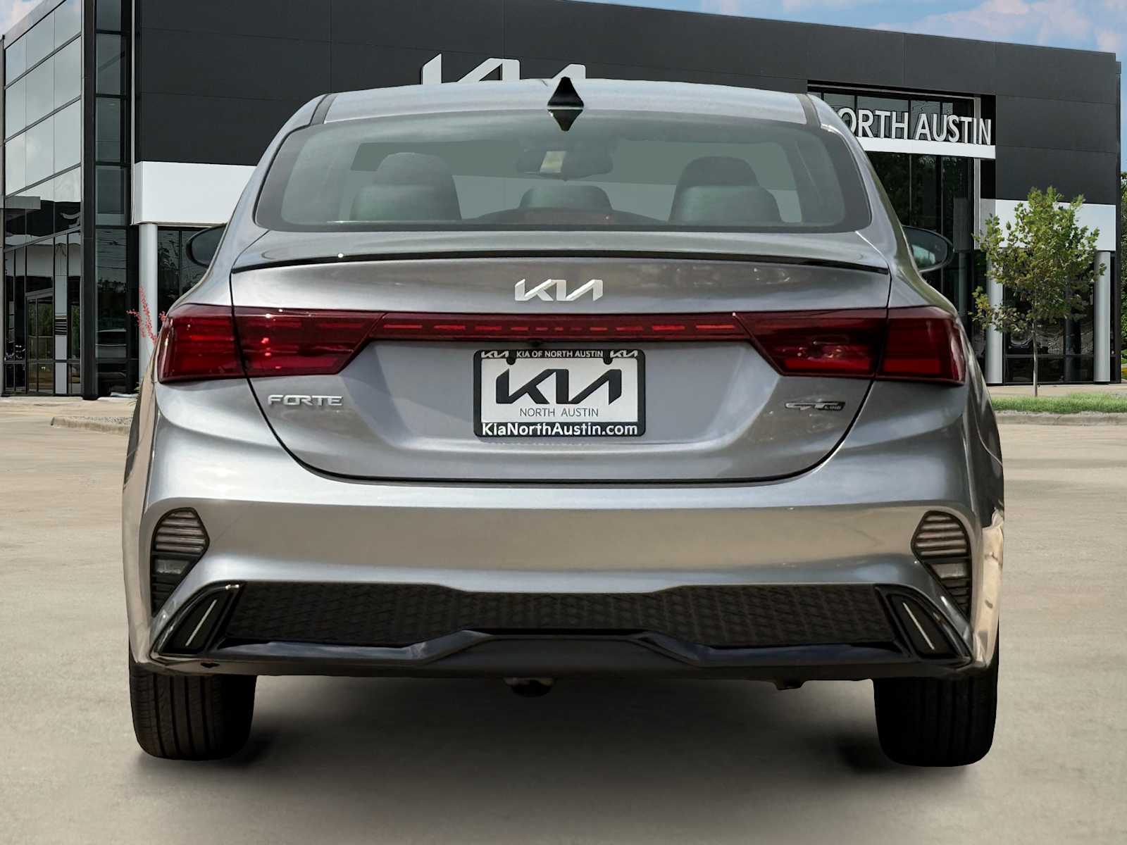 Thumbnail: 2023 Kia Forte - 8