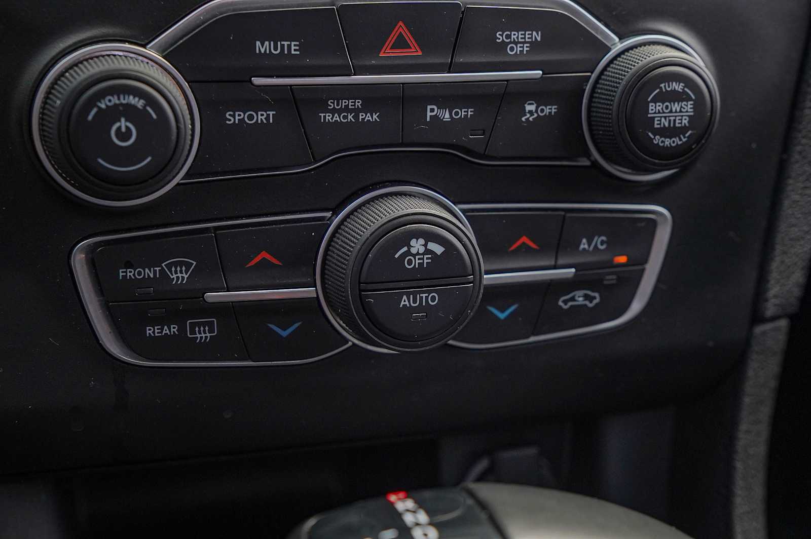 Thumbnail: 2021 Dodge Charger - 20