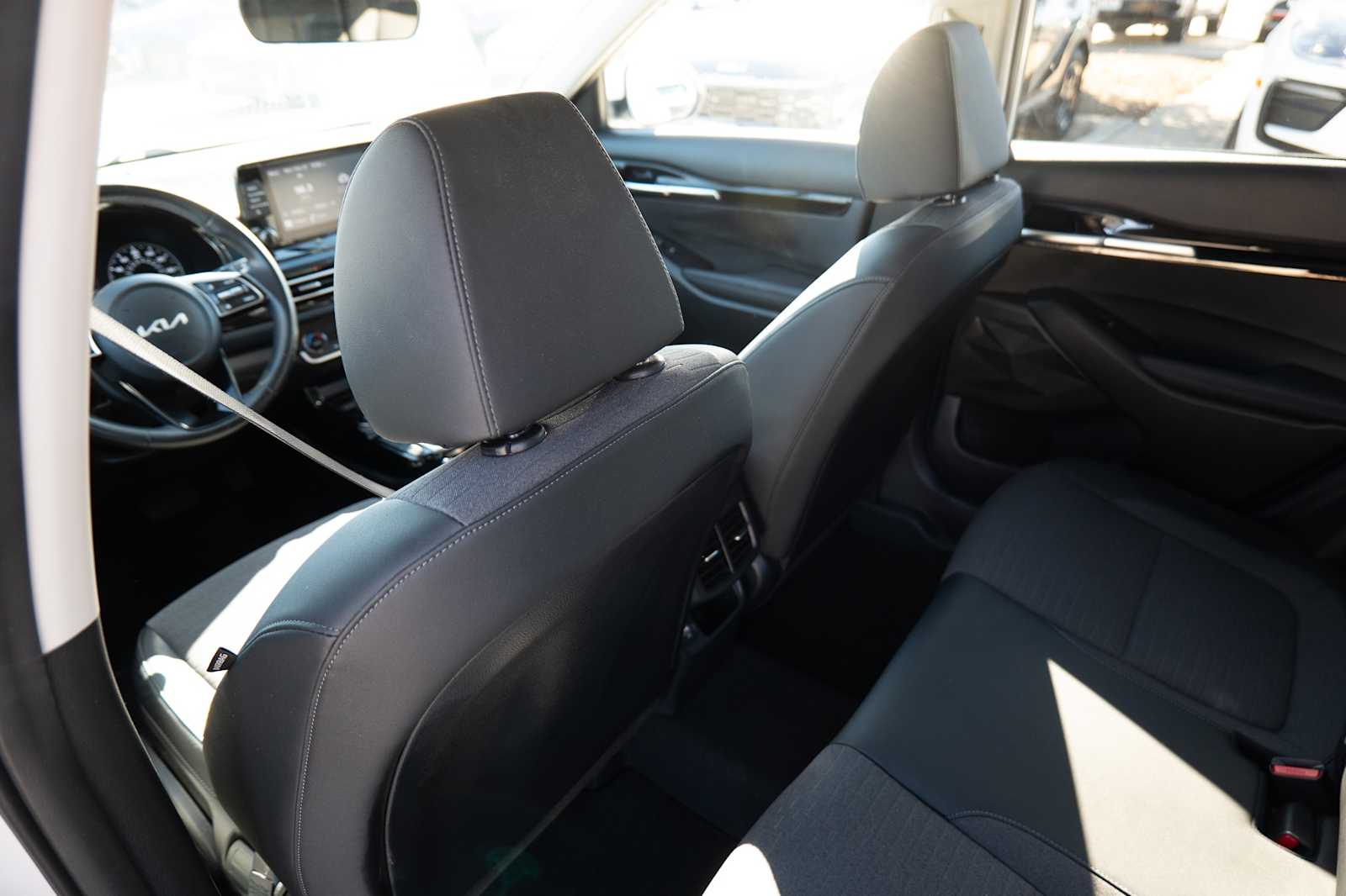 Thumbnail: 2023 Kia Seltos - 22