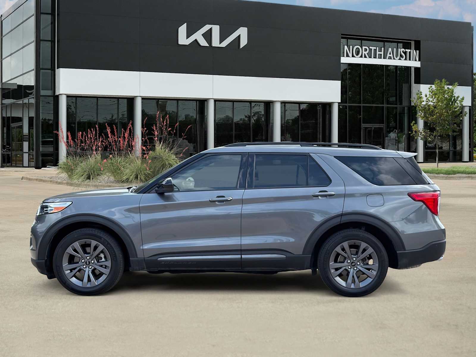 Thumbnail: 2024 Ford Explorer - 3