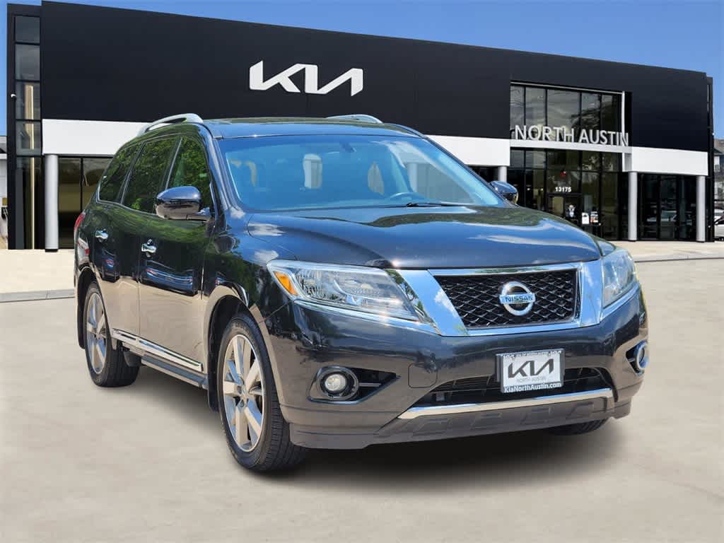 Thumbnail: 2015 Nissan Pathfinder - 3