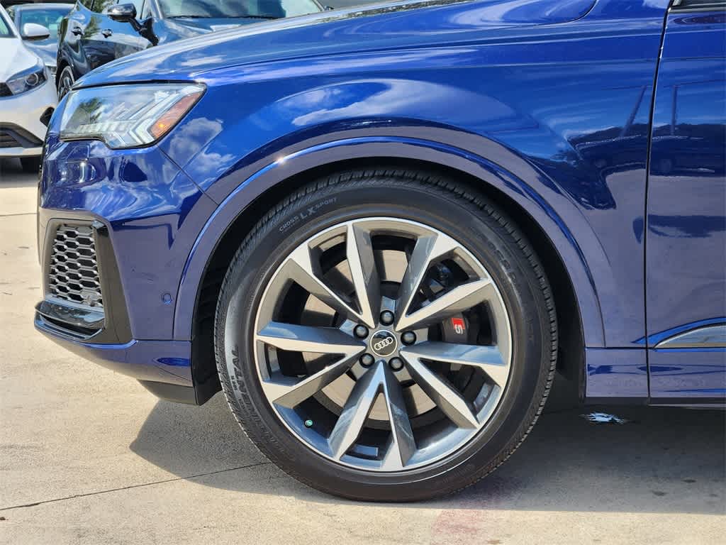 Thumbnail: 2024 Audi SQ7 - 8