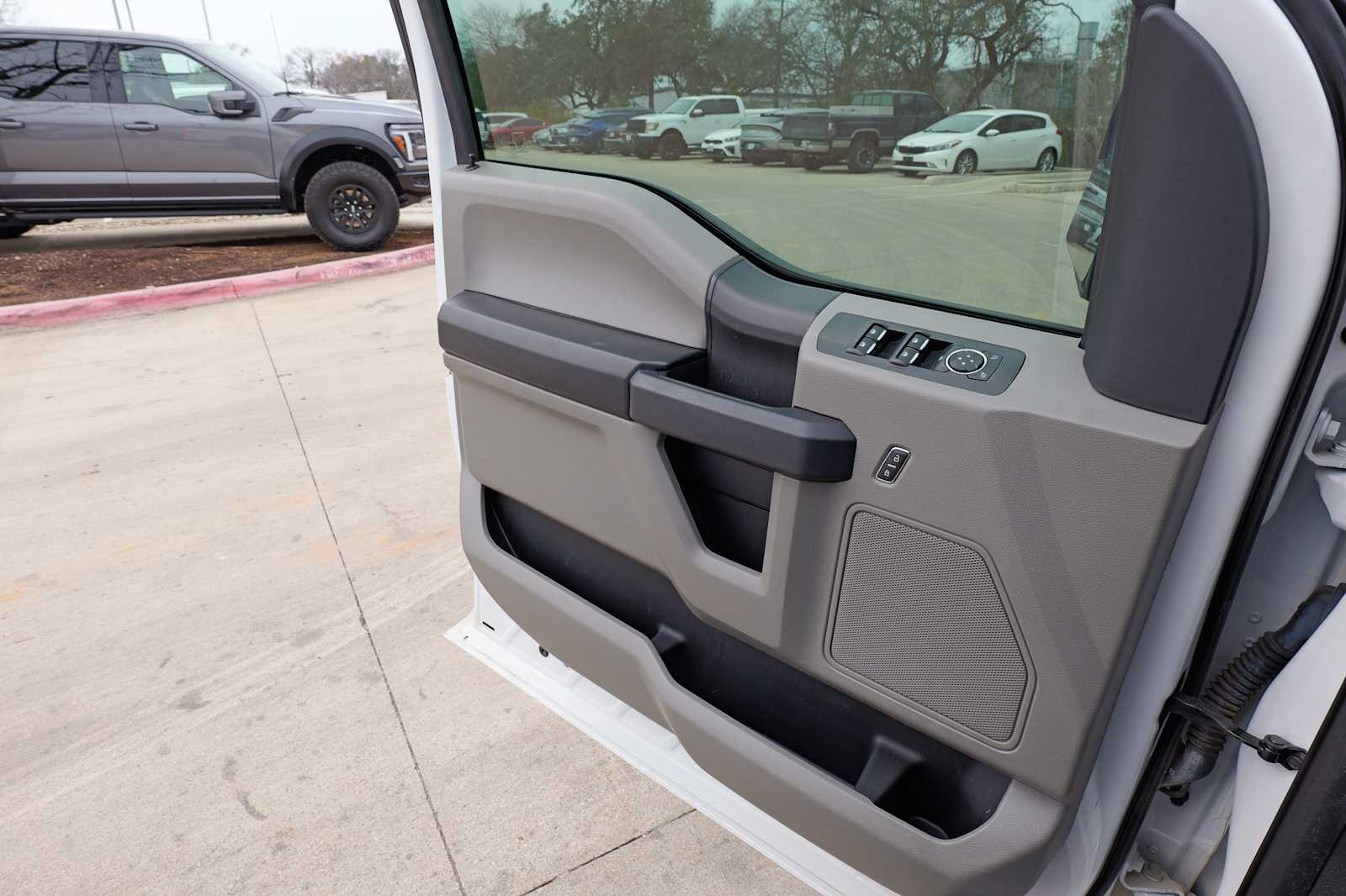 Thumbnail: 2020 Ford F-150 - 16