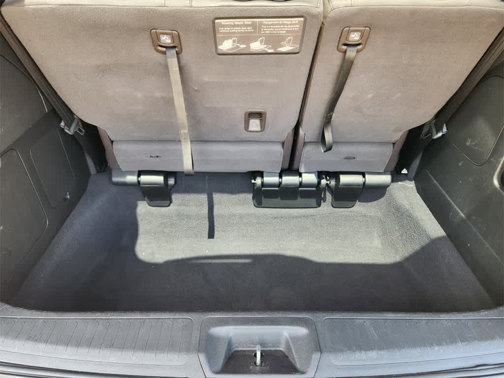 Thumbnail: 2018 Honda Odyssey - 34