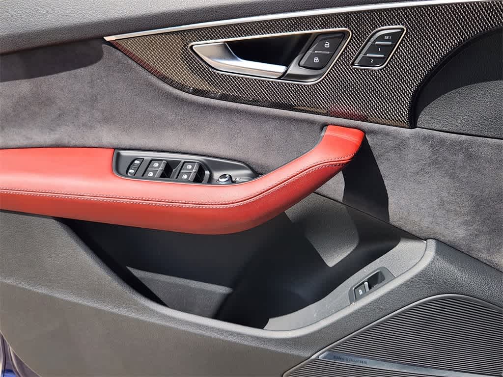 Thumbnail: 2024 Audi SQ7 - 23
