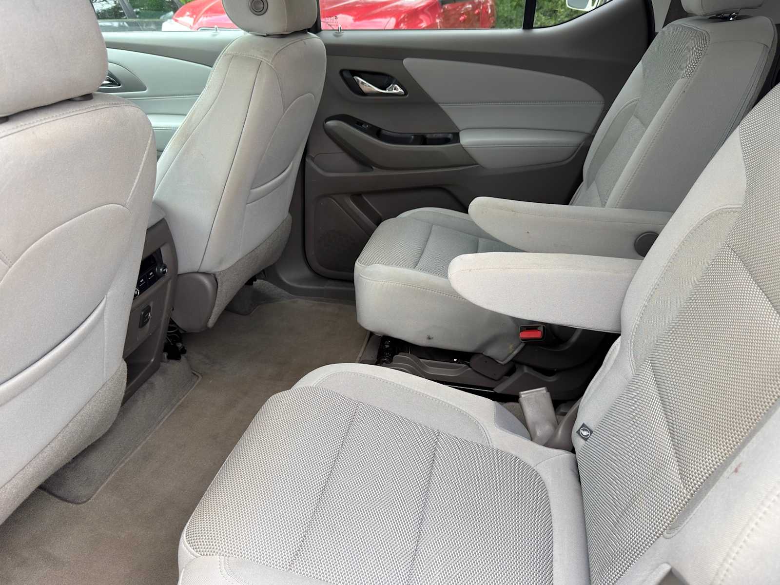 Thumbnail: 2019 Chevrolet Traverse - 23