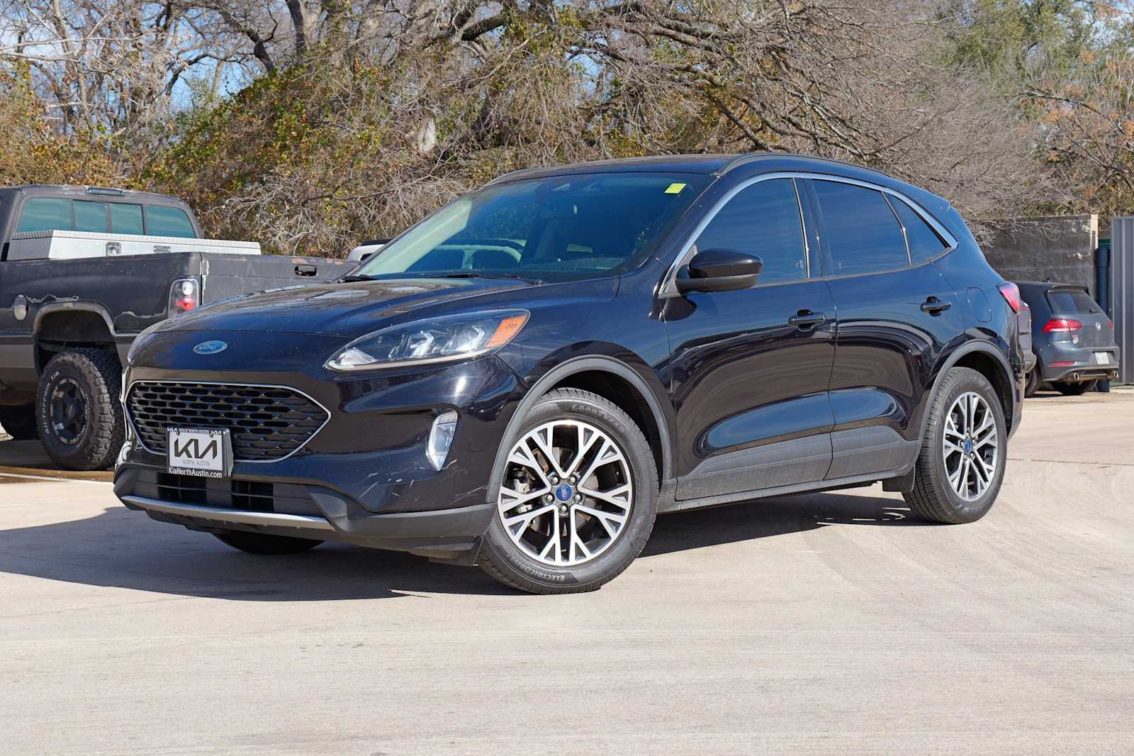 Thumbnail: 2020 Ford Escape - 1