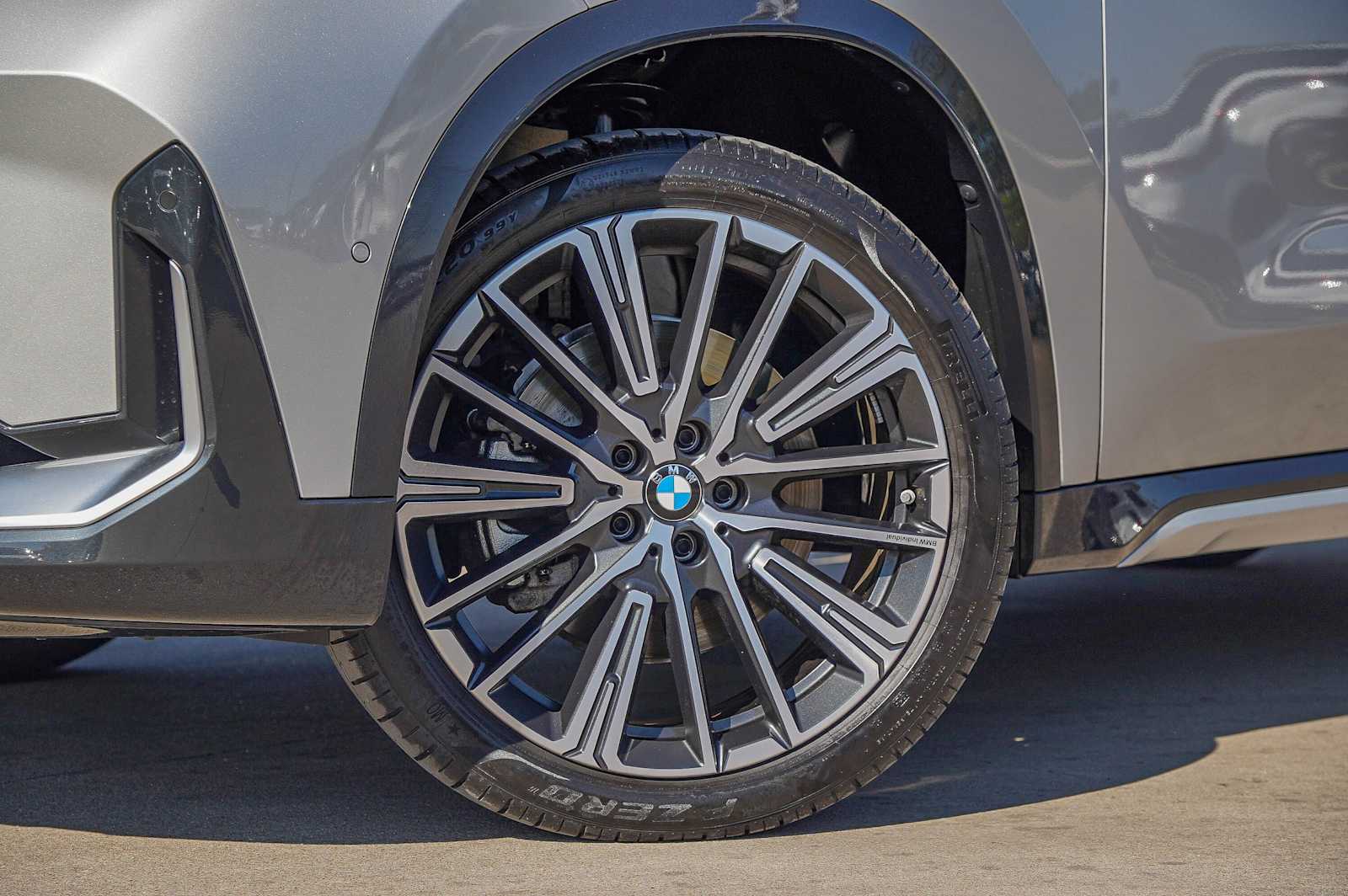 Thumbnail: 2025 BMW X1 - 2