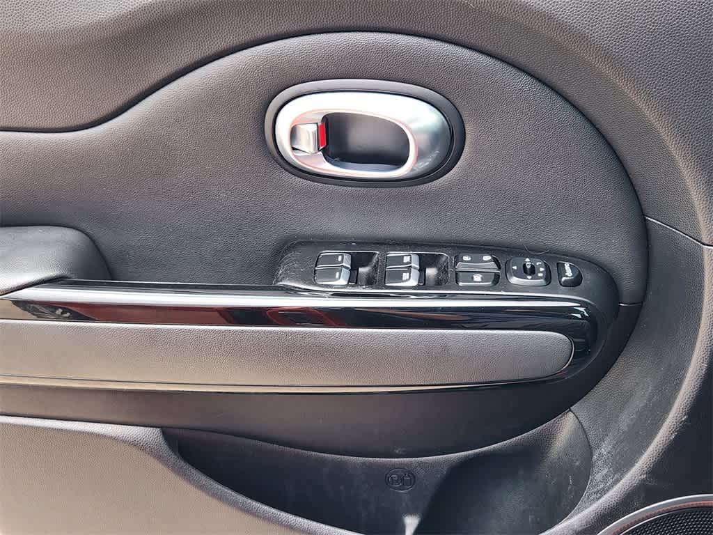 Thumbnail: 2018 Kia Soul - 23