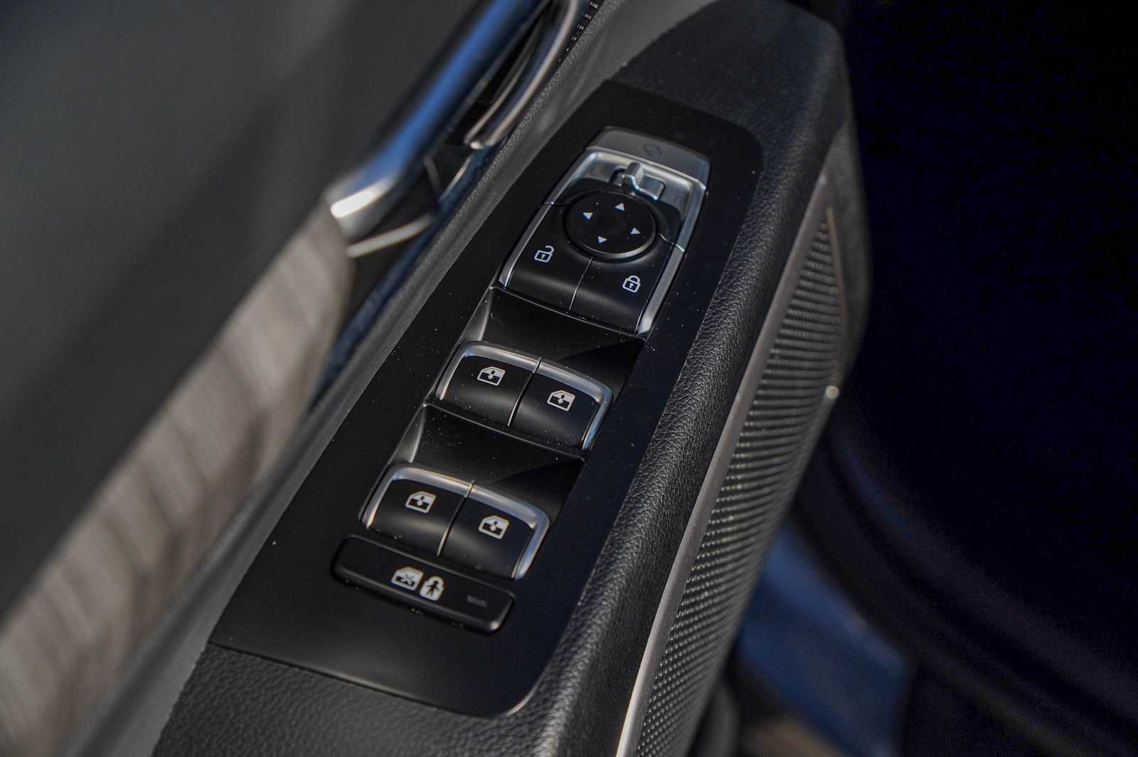 Thumbnail: 2024 Kia Telluride - 25