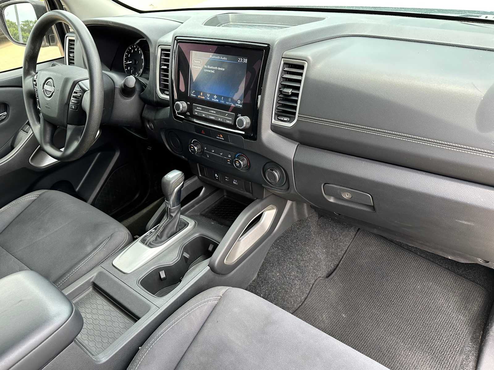 Thumbnail: 2022 Nissan Frontier - 21