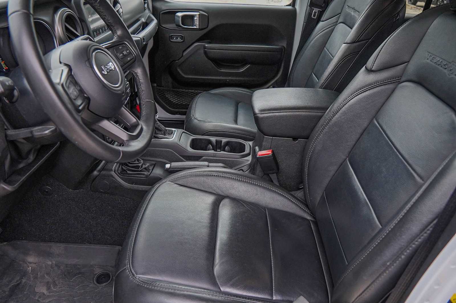 Thumbnail: 2022 Jeep Gladiator - 10