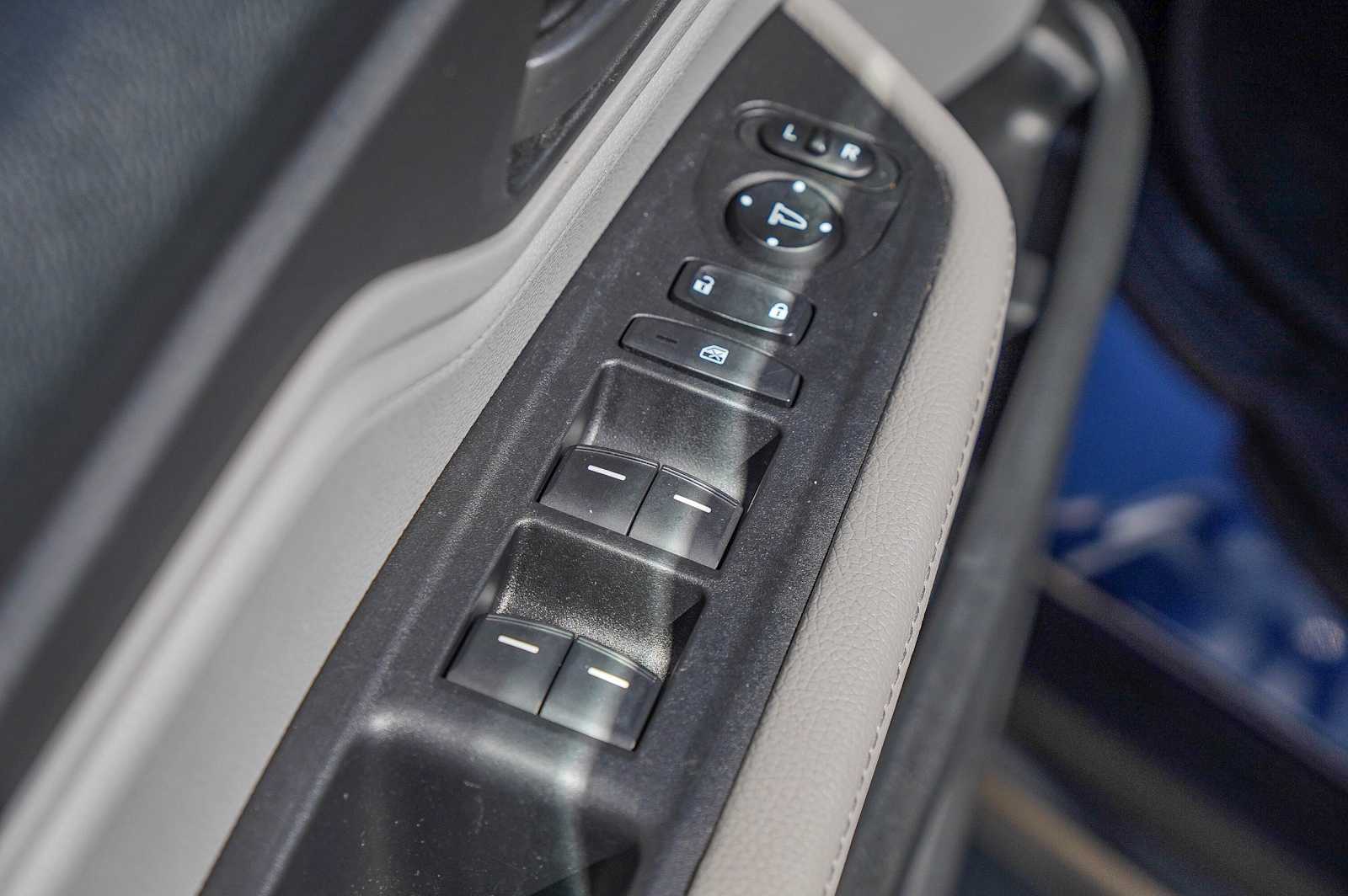 Thumbnail: 2018 Honda Odyssey - 24