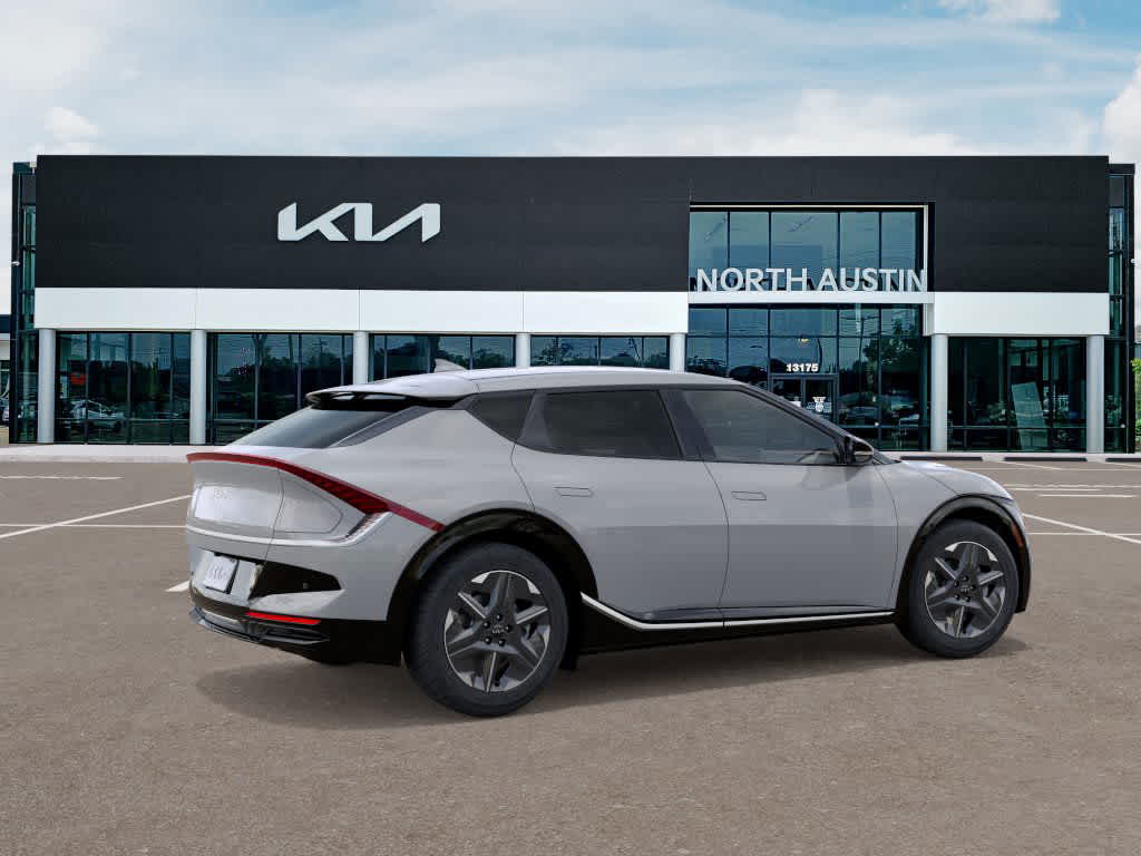 Thumbnail: 2025 Kia EV6 - 6