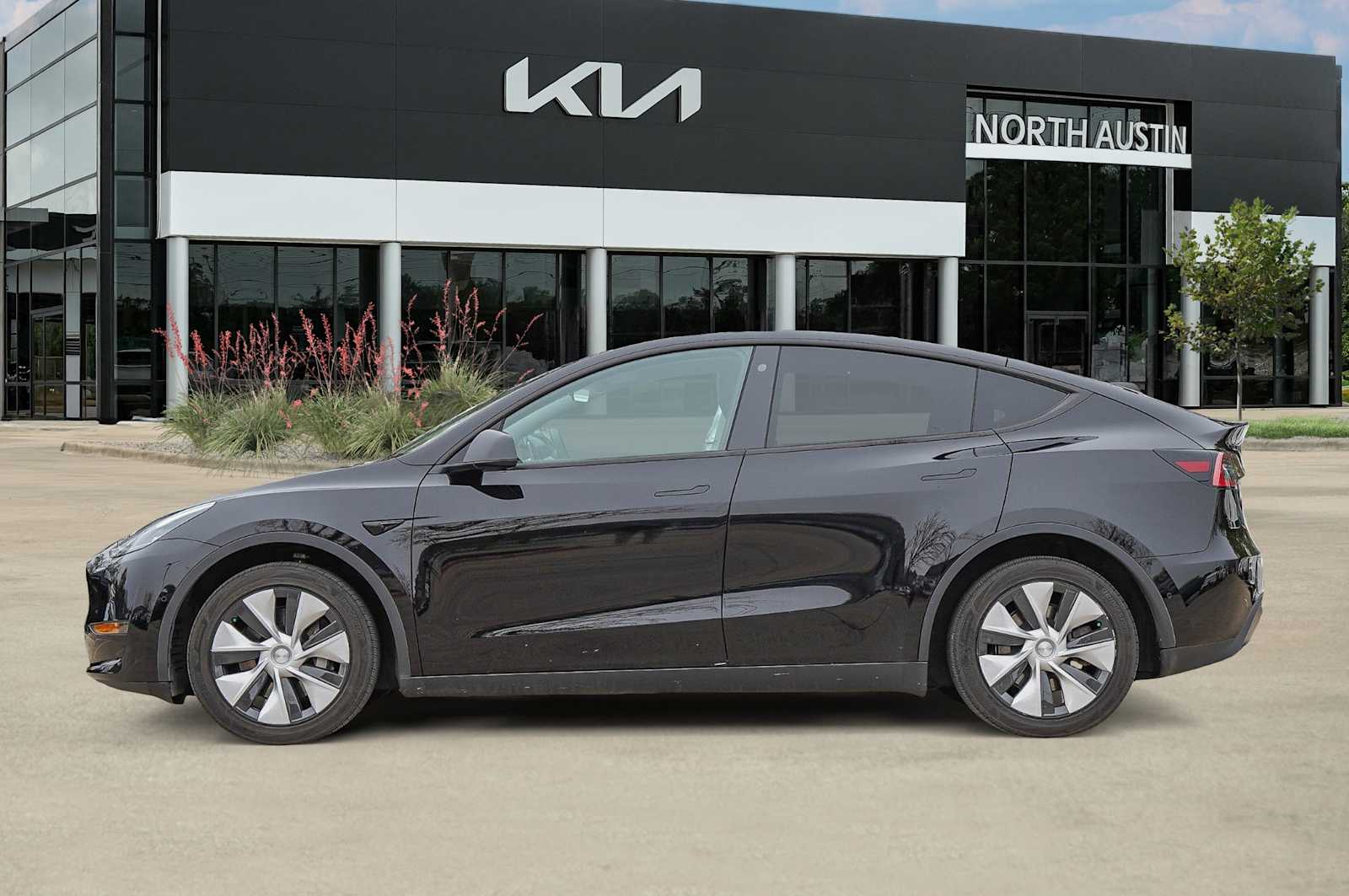 Thumbnail: 2021 Tesla Model Y - 4